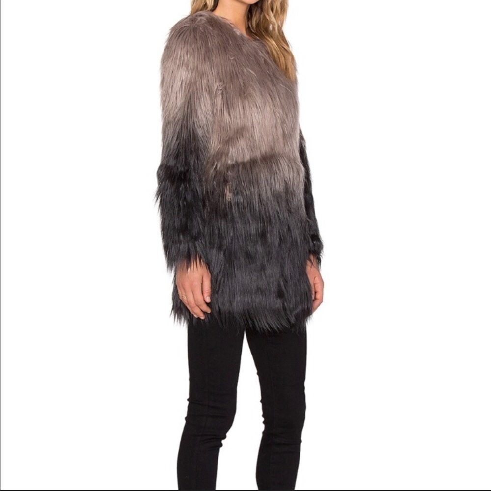 Unreal Fur Ombré Wanderlust Jacket size sm… - Picture 3 of 9